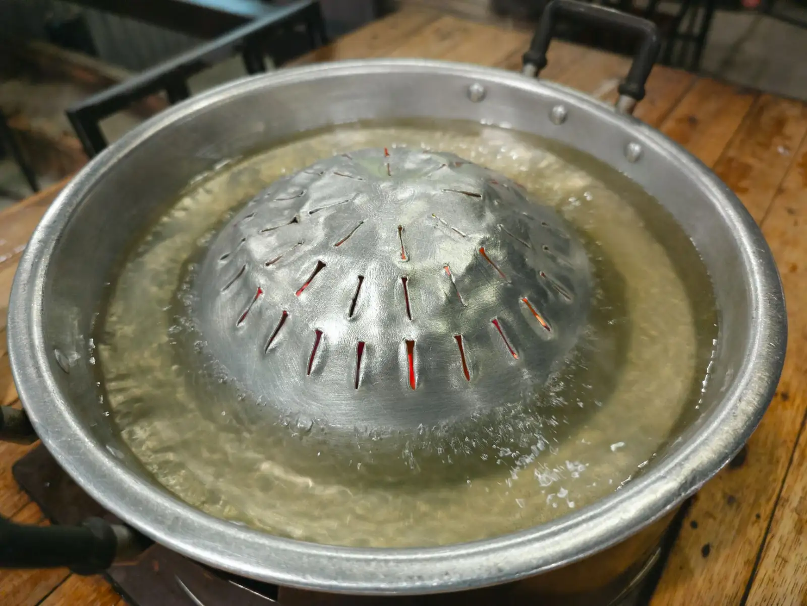 巴彦淖尔综合医院多科室协作诊疗模式的应用与优势分析